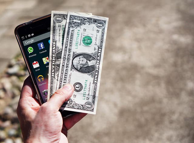 Mobile phone used to verify someone you met online
